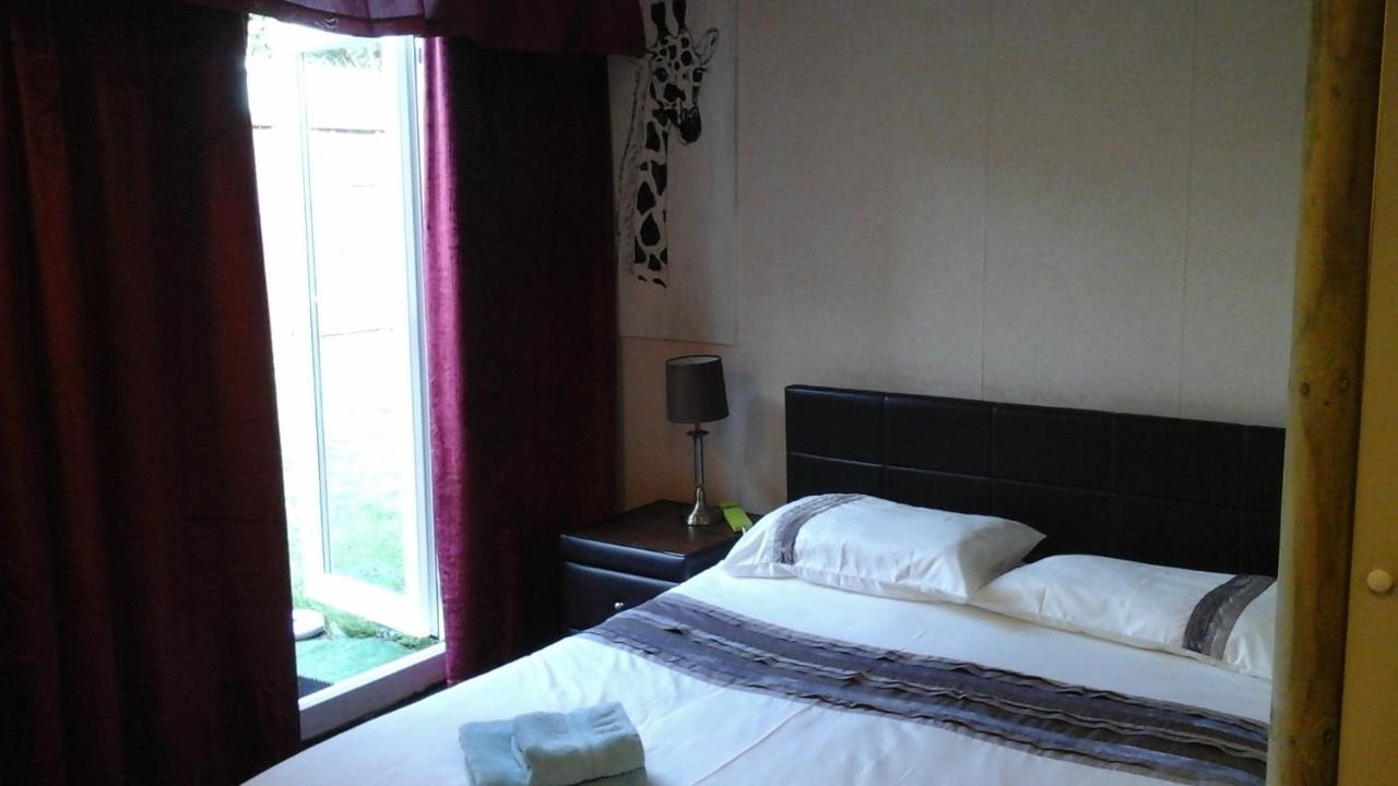 Elm House Accommodation Wisbech Eksteriør bilde
